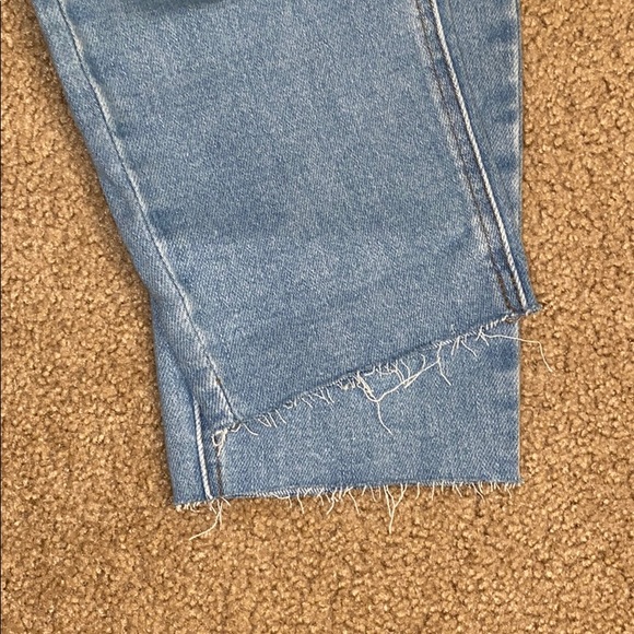 HIGH RISE JEANS - Picture 2 of 7